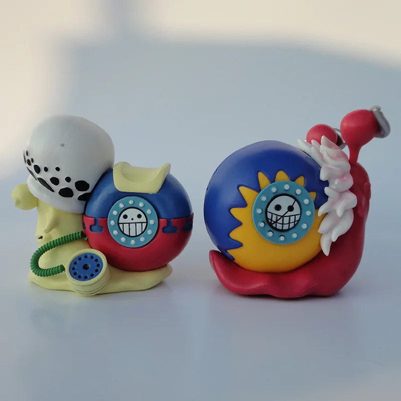 Одна штука 2 шт./компл. Den Mushi экшн фигурка Law & Doflamingo телефон ошибка ПВХ Фигурки