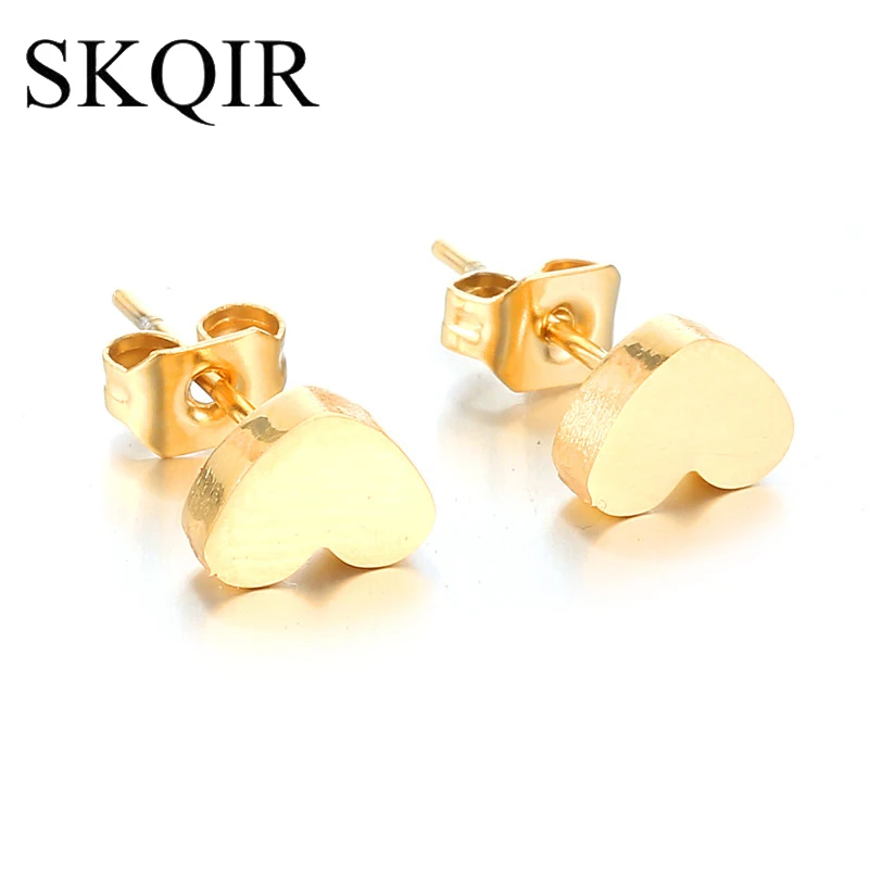 

SKQIR Fashion Heart Stud Earrings for Women Custom Initials Name Stainless Steel Earings Charm Nameplate Jewelry Gift