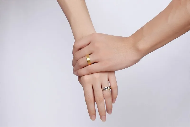 2017 новая мода изысканная titanium стали инкрустированные циркон 2 цвета пара кольца