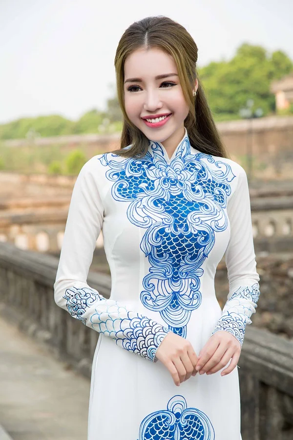 Вьетнамское традиционное платье Ципао aodai сине белый фарфор|Одежда Азии и