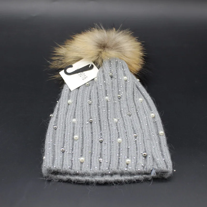 Женская зимняя вязаная шапка с помпоном из натурального меха енота|female cap|winter