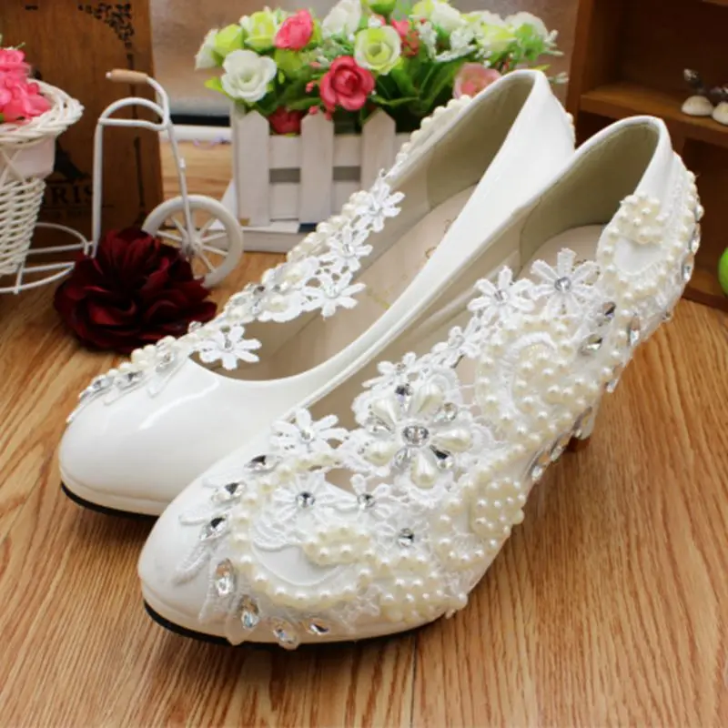 Новые Модные Белые Кружево жемчугом женская свадебная обувь ручной работы