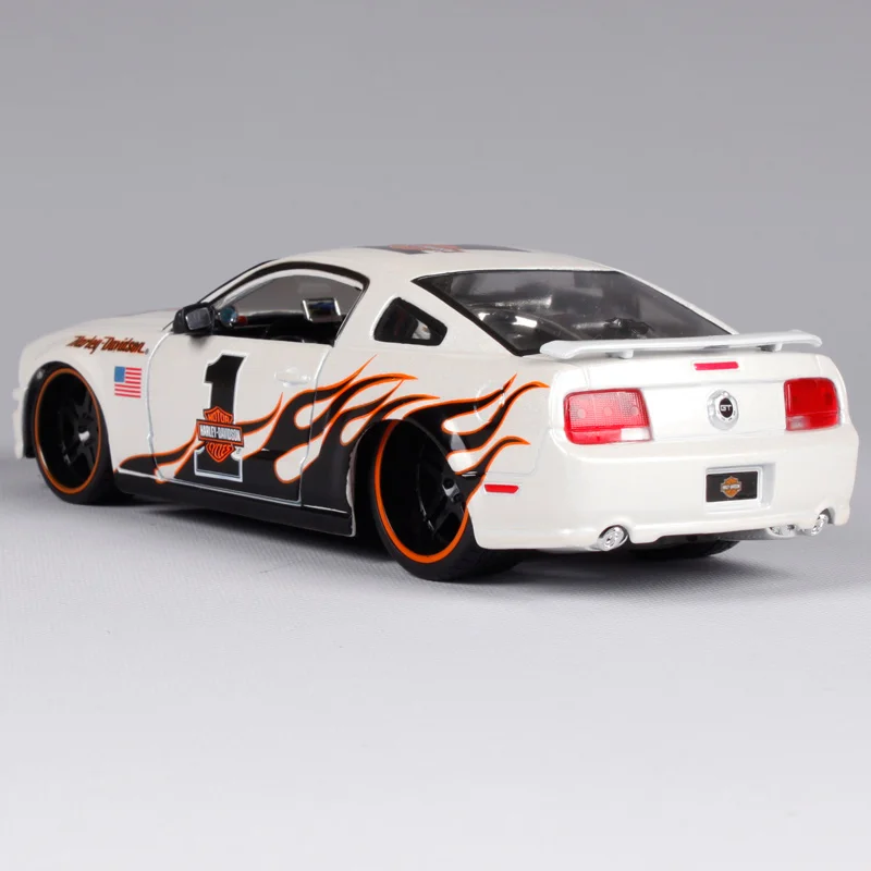 Maisto 1:24 H D 2006 Ford Mustang GT Классический Современный мускул литой модельный автомобиль