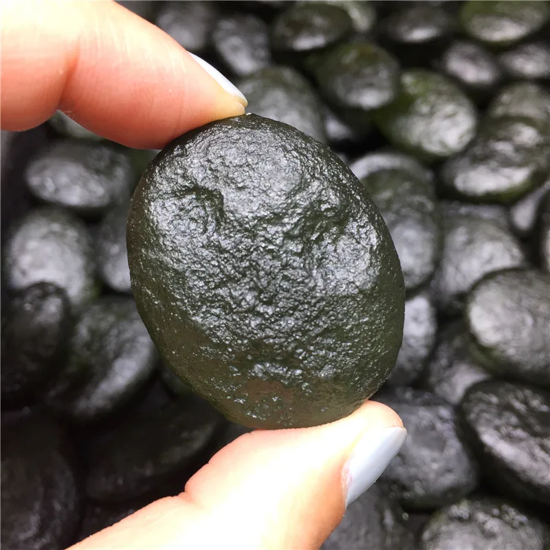 20-25 г Moldavite Чешский метеорит ударное стекло натуральный грубый камень кристалл