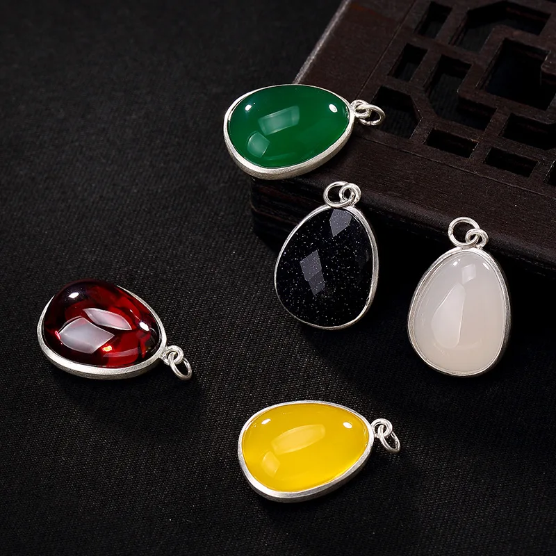 

2018 New Hot 925 Sterling Silver Pendant For Lady Red Garnet Jade Gemstone Fine Jewelry For Wholesale
