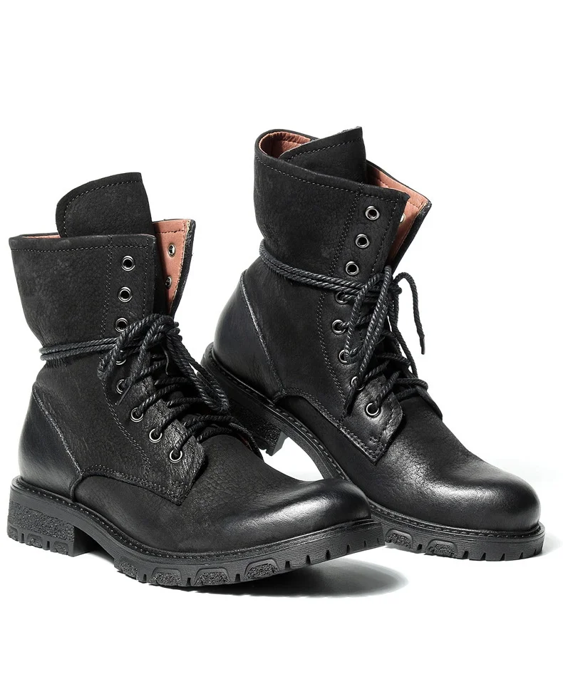 British style Men boots Luxury Vintage Military boots Genuine leather Tooling shoes Motorcycle boots botas hombre 02A