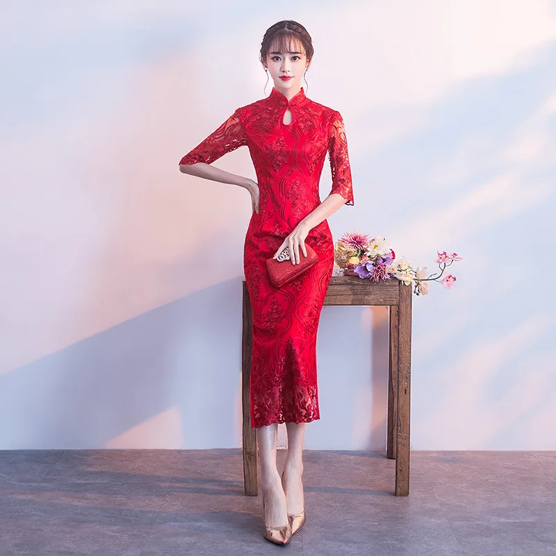 

Красное китайское свадебное платье, женское облегающее платье Ципао с длинным рукавом в традиционном китайском стиле для свадебной вечери...