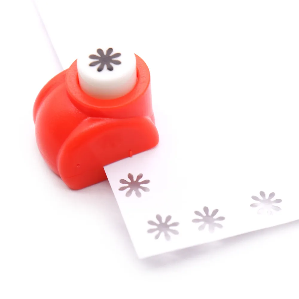 

1pcs Mini Hole Punch Craft DIY Handmade Scrapbook Cards Printing Paper Shaper Kid Child Printing Paper Hand Shaper Cutter Ra