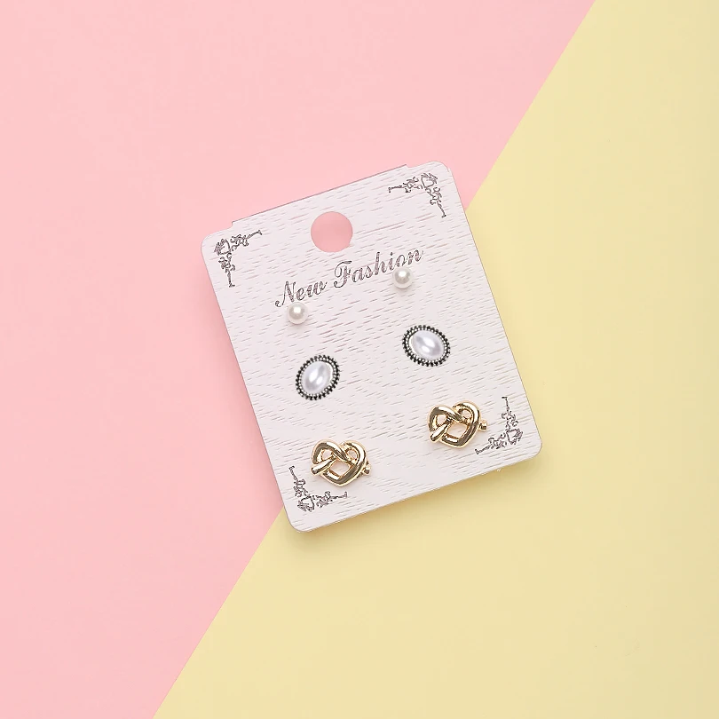 Набор из 3 пар сережек с кристаллами, круглыми и треугольными формами, в стиле бохо, для женщин, панк, этнические, с цветочным узором, жемчужинами и сердечками, для вечеринок и одежды, ювелирные изделия.