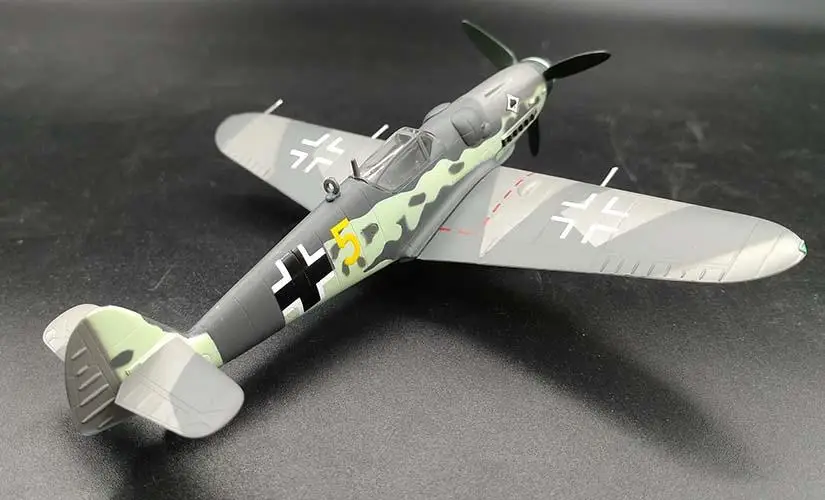 WWII German Messerschmitt Bf-109G-6 JG53 1945 1/72 не diecast easy model