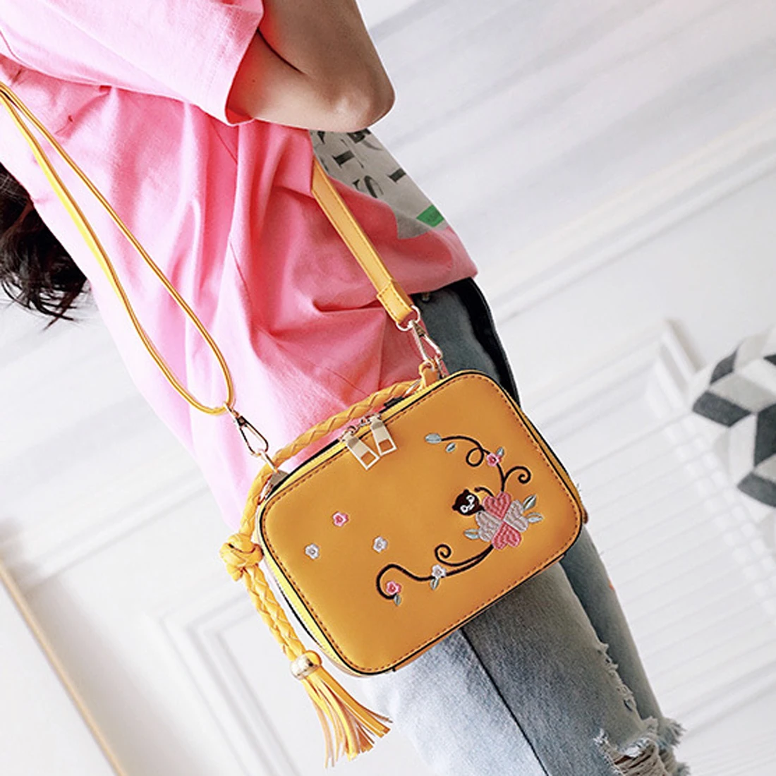 SFG дом летние белые Цветочный принт клапаном сумка Для женщин Сумка Элегантный