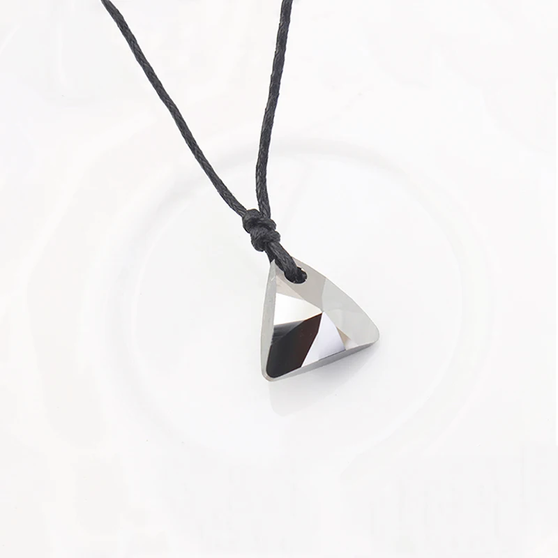 Подвеска женская треугольная с кристаллами Сваровски без застежки|jewelry necklace