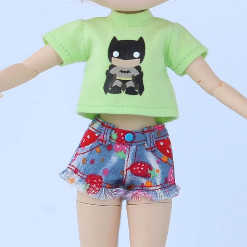 Одежда для кукол блайз шорты с клубничками и футболки Licca Azone Medium Blyth OB11 1/6