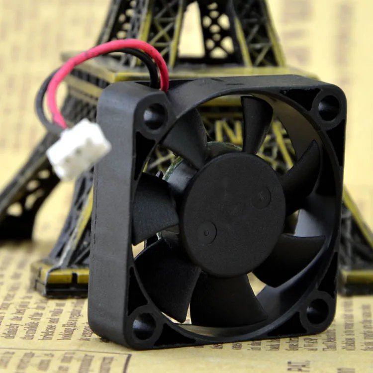 

4 cm4010 5 v0. 08 a AD0405LB - G70