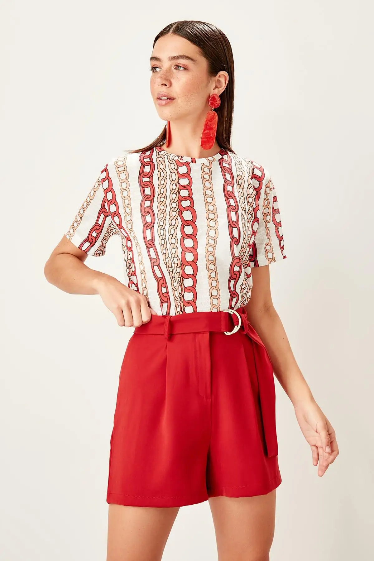 Trendyol шорты с красной шнуровкой TWOSS19XM0258