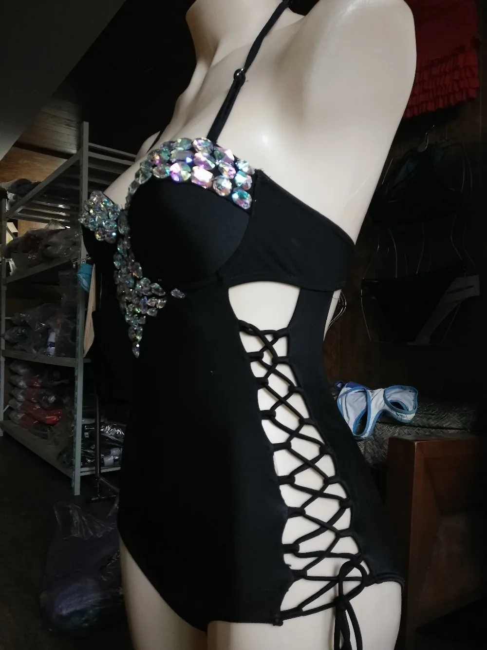 Лидер продаж 2017 бикини со стразами индивидуальный дизайн брендовый сексуальный