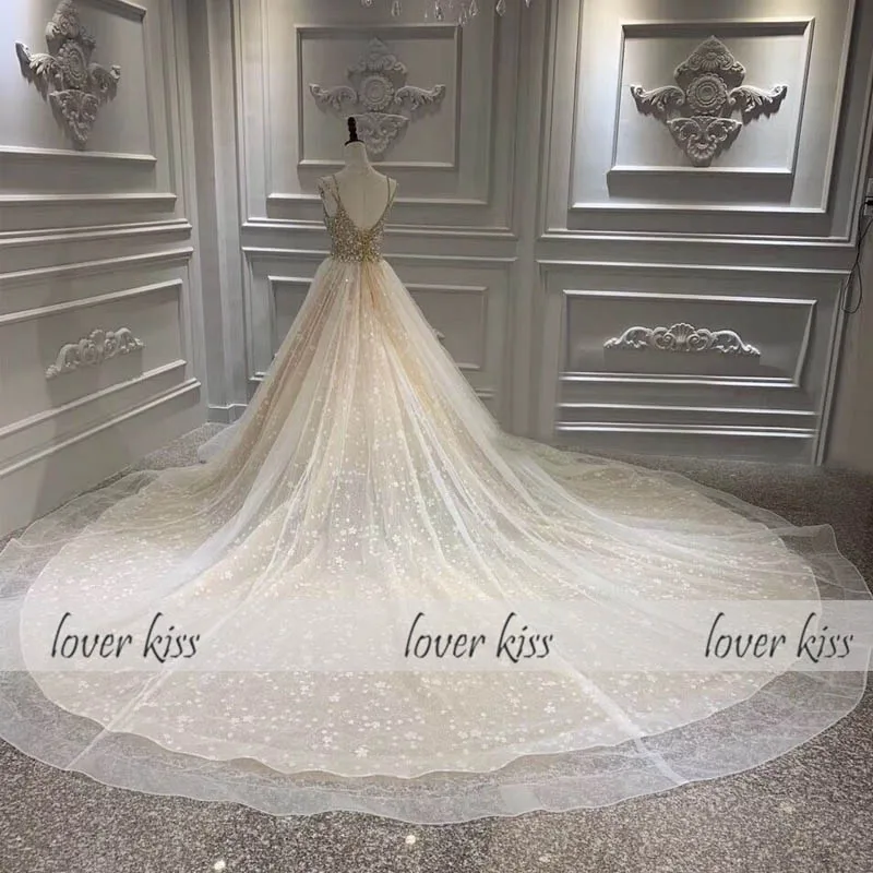 Lover Kiss Vestido De Noiva Sparkly V Neck Spaghetti Straps Wedding Dresses Beaded Crystal Bride Wedding Gowns Real Photo Luxury