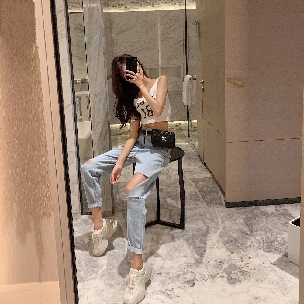 

WKOUD Fashion Holes Jeans Women Blue Washed Harem Denim Pants High Waist Ripped Jean Trousers Female Ankle-length Jeans P8984