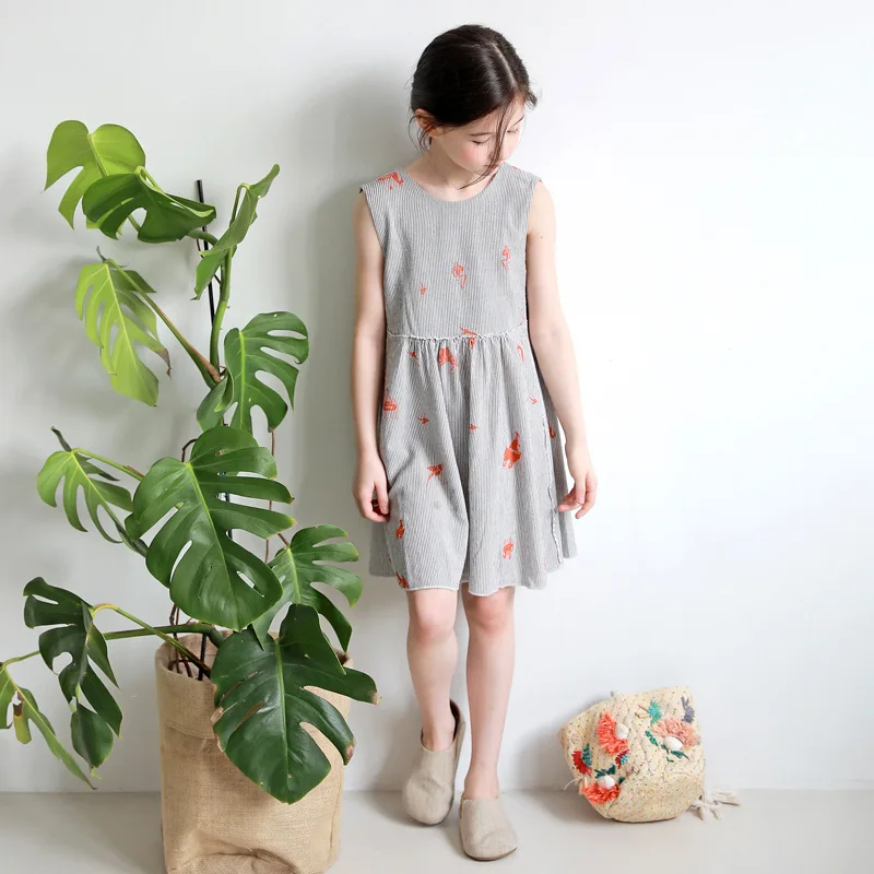 New Summer Style Brief Sweet Girl Cotton Dress Fashion Large V Sleeveless Parent-Child Teenage Girls Clothing | Детская одежда и
