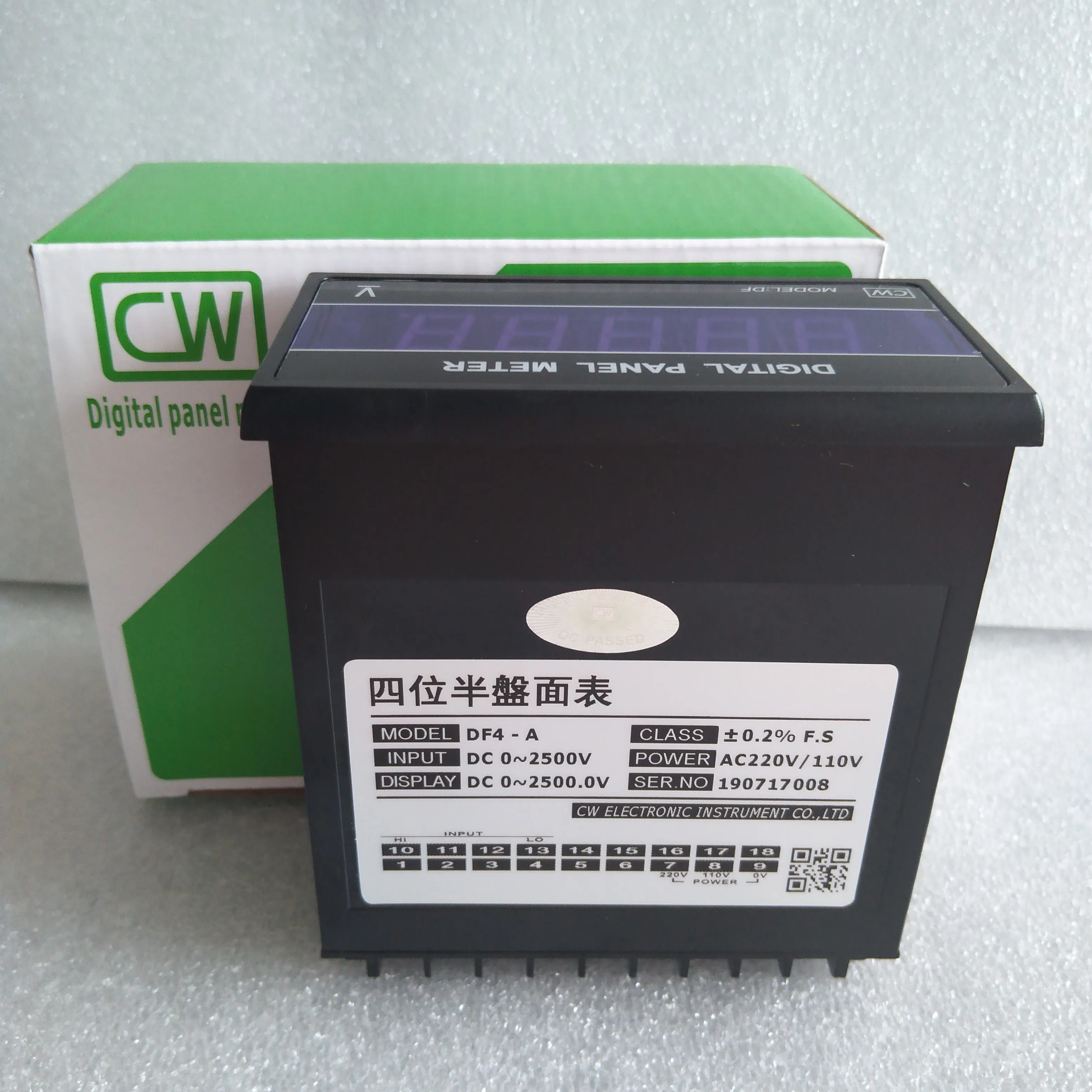 Цифровой измеритель напряжения постоянного тока Φ/3V/30V/300V/500V/1000V/1500V/2000V/2500V/3000V |