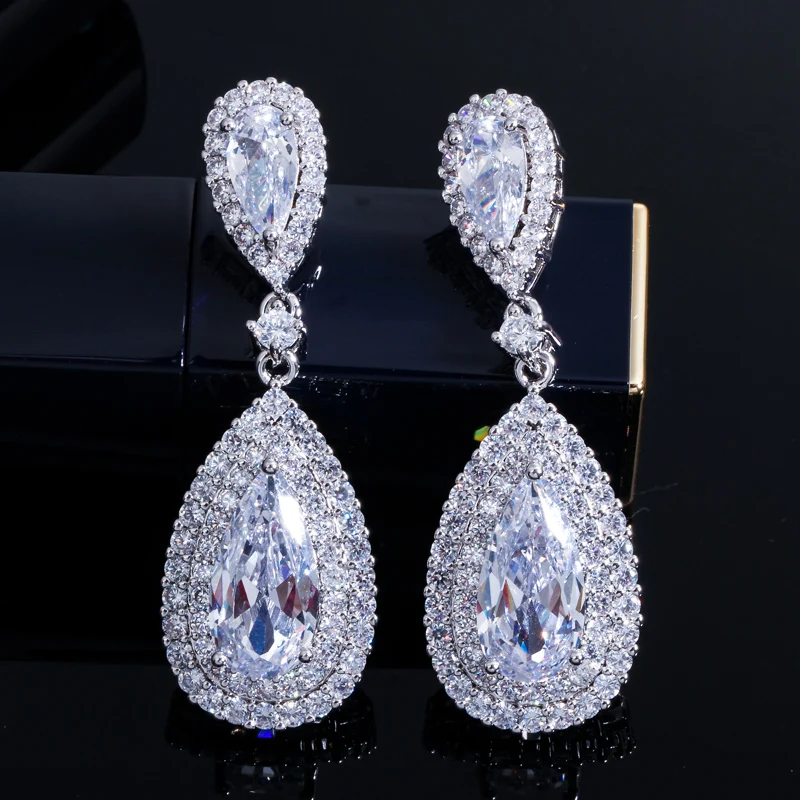 CWWZircons/Великолепная длинная королевская голубая серьга из белого кубического