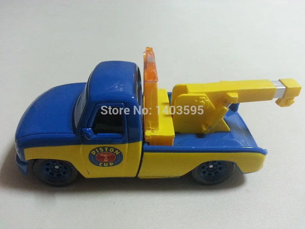 Pixar Cars Race Эвакуатор Том Металл Литья Под Давлением Игрушечных Автомобилей 1:55