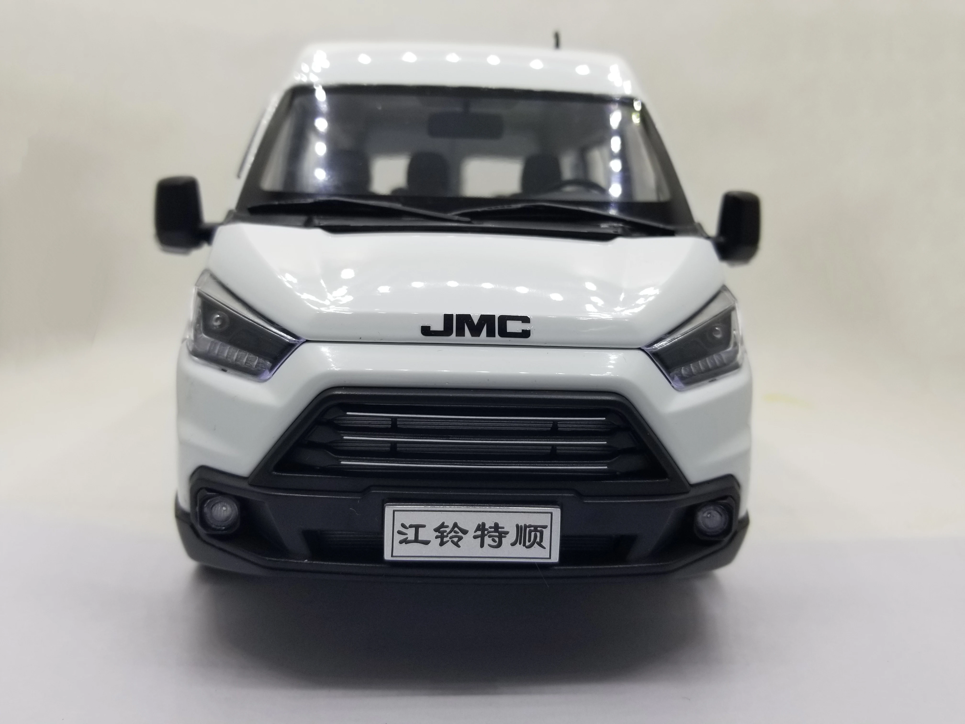 1:18 литая модель для Ford JMC Teshun Transit White MPV игрушечный автомобиль из сплава