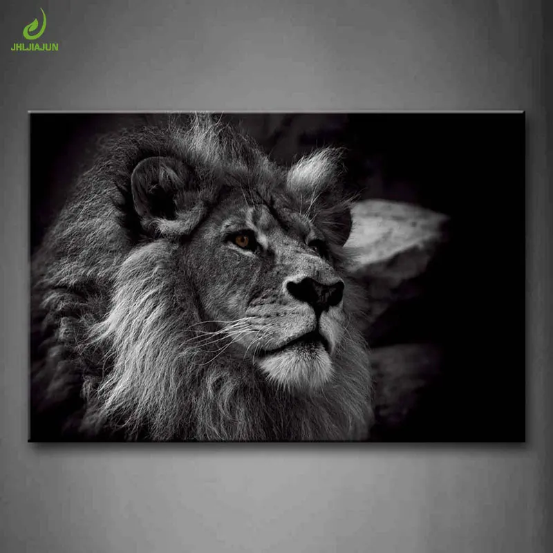 

JHLJIAJUN Canvas Painting Lion Wild Animals Realist Black White Prints And Posters Wall Art For Living Room Home Decor Pictures
