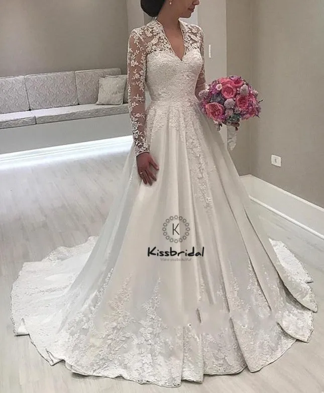 

Simple Elegant A-line Wedding Dress V-neck Appliques Long Sleeve Satin Bride Wedding Gowns Sweep Train