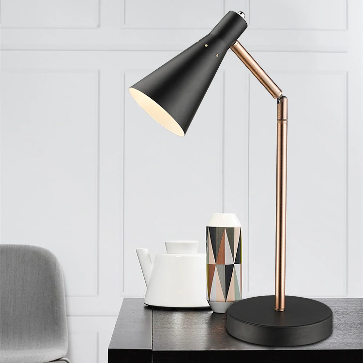 

Прикроватная лампа в скандинавском стиле для спальни, современный простой дизайнерский светодиодный светильник для чтения, творческой лич...