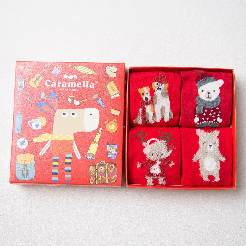 Caramella/Подарочная коробка; рождественские носки для женщин; сезон осень-зима; милые хлопковые носки с рисунком Санта-Клауса и оленя; 4 пар/кор - Цвет: 512814