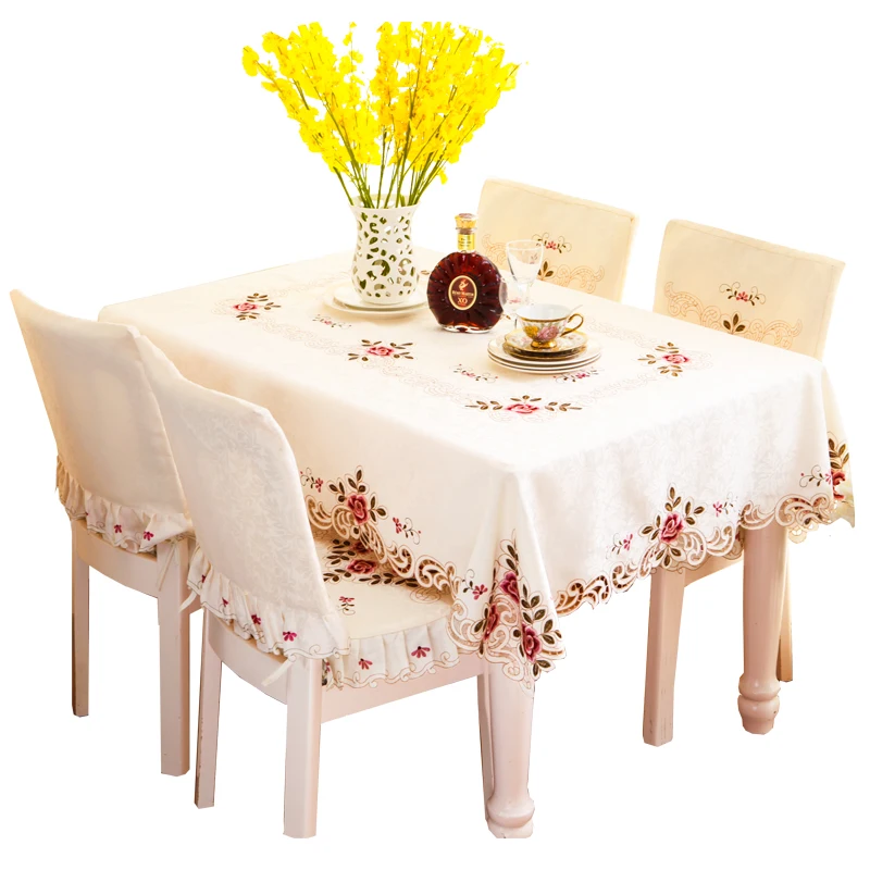 

2018 New Rectangular Wedding Tablecloth Home Textiles Embroidered Floral Table Covers Hiking Outdoor Party Cloths Almofadas Dec