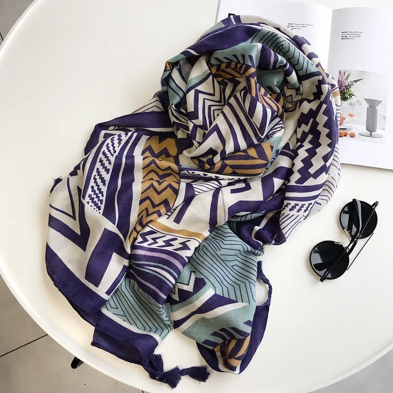 

2019 Fashion Geometry Print Tassel Scarves Shawl Beach Geometric Zigzag Tassel Wrap Hijab Muffler Free Shipping