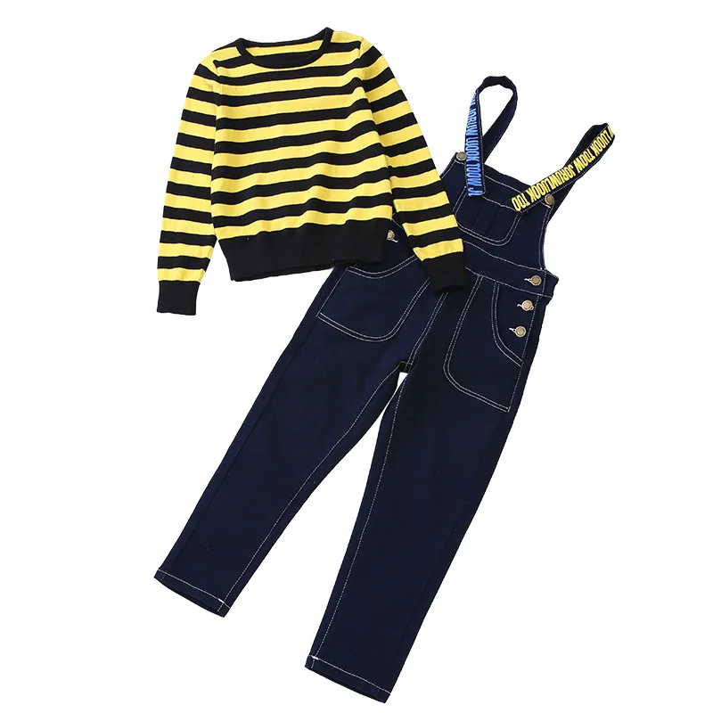 

Girls' Suits 2017 Autumn New Children's Suits Children's Jeans Suspenders Pants Two Pieces Set