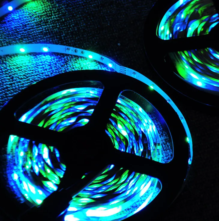 Гибсветильник Светодиодная лента 10 м RGB 300 LED 3528 SMD 2x5 12 В 60 светодиодный одов/м