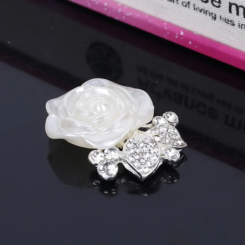 

2020New 60Pcs Big White Rose Flower and Leaves Rhinestone Button for Wedding Decoration and DIY hair Accessories HZ102