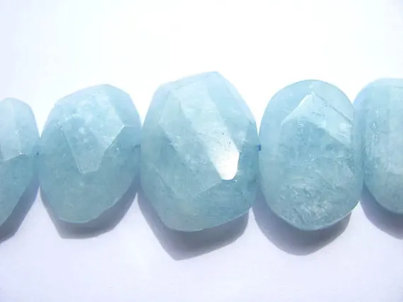 

Genuine Aquamarine Beryl gemstone Aquamarine high quality oval freeform slab nuggets marquise faceted 8-25mm full strand