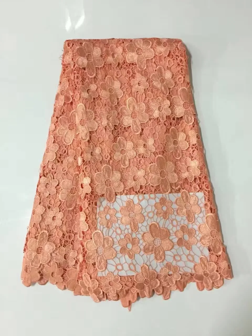 

Высококачественная африканская Тюлевая кружевная ткань 2018 нигерийская ткань дешевая африканская Женская кружевная ткань для африканског...