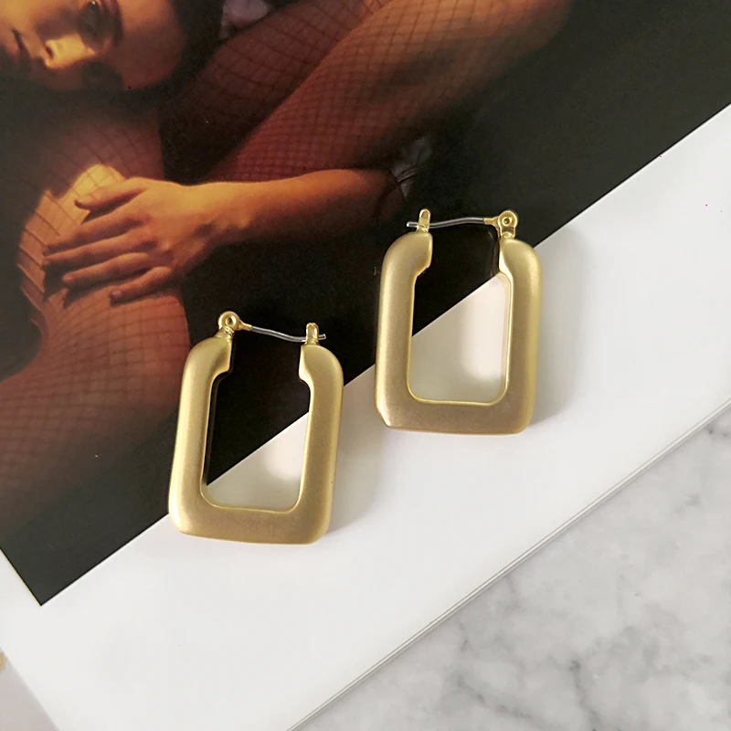 Peri'sBox Новые матовые золотые прямоугольный обруч серьги для женщин массивные