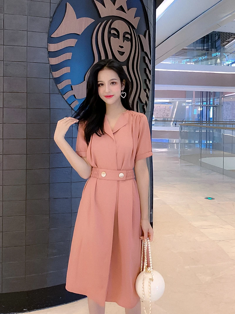 Женское винтажное платье трапециевидной формы с отложным воротником