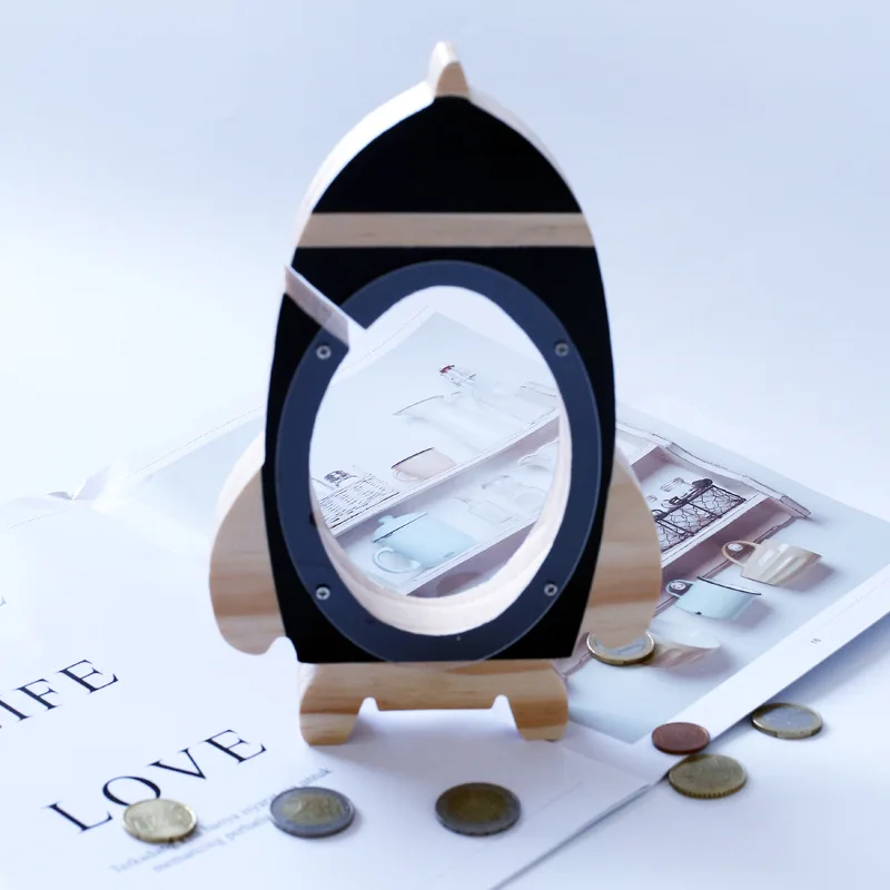 Детские деревянные игрушки играющие деньги и банковские копилка для монет