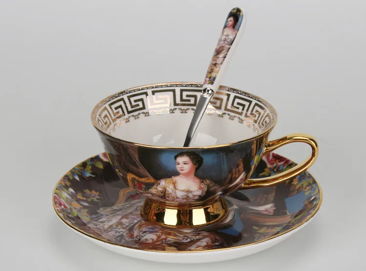 Retro Palace European bone china coffee cup saucer high-grade British ceramic cup afternoon tea mug saucer set Queen's Cup CL092