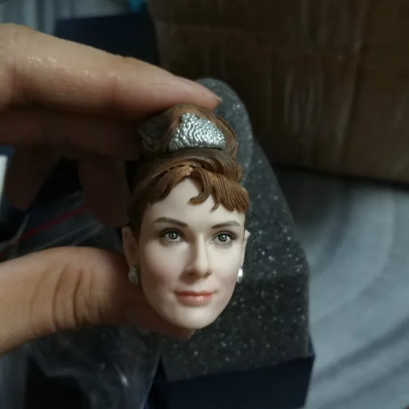 Женская голова резьба 1/6 Завтрак у Тиффани Одри Хепберн Лепка F 12 &quotЖенская