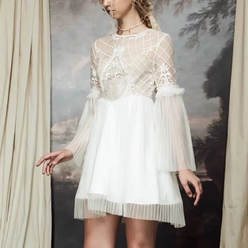 Женское вечернее платье-трапеция подиумное ажурное платье с вышивкой оборками и