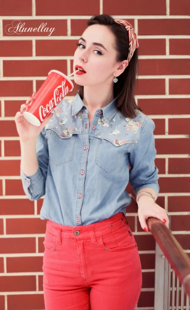 2017 Весна осень модная Милая женская обувь с цветочным принтом со вставками и