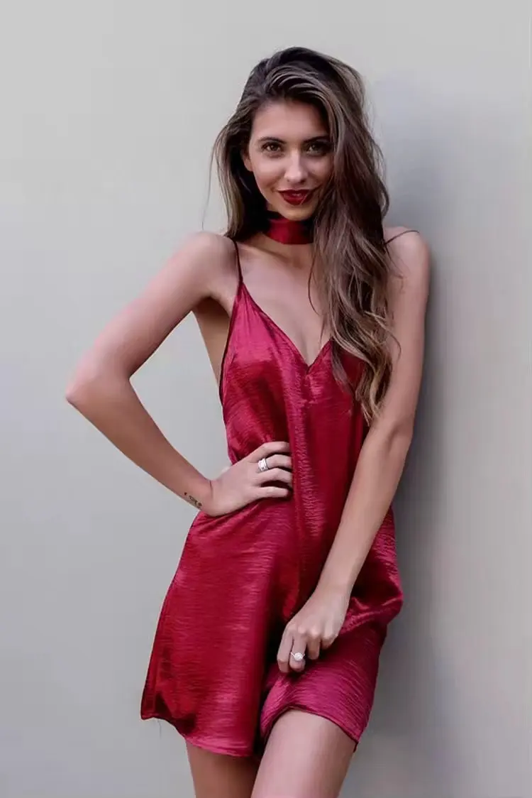 Сатиновая юбка на подтяжках с v образным вырезом сексуальное европейско