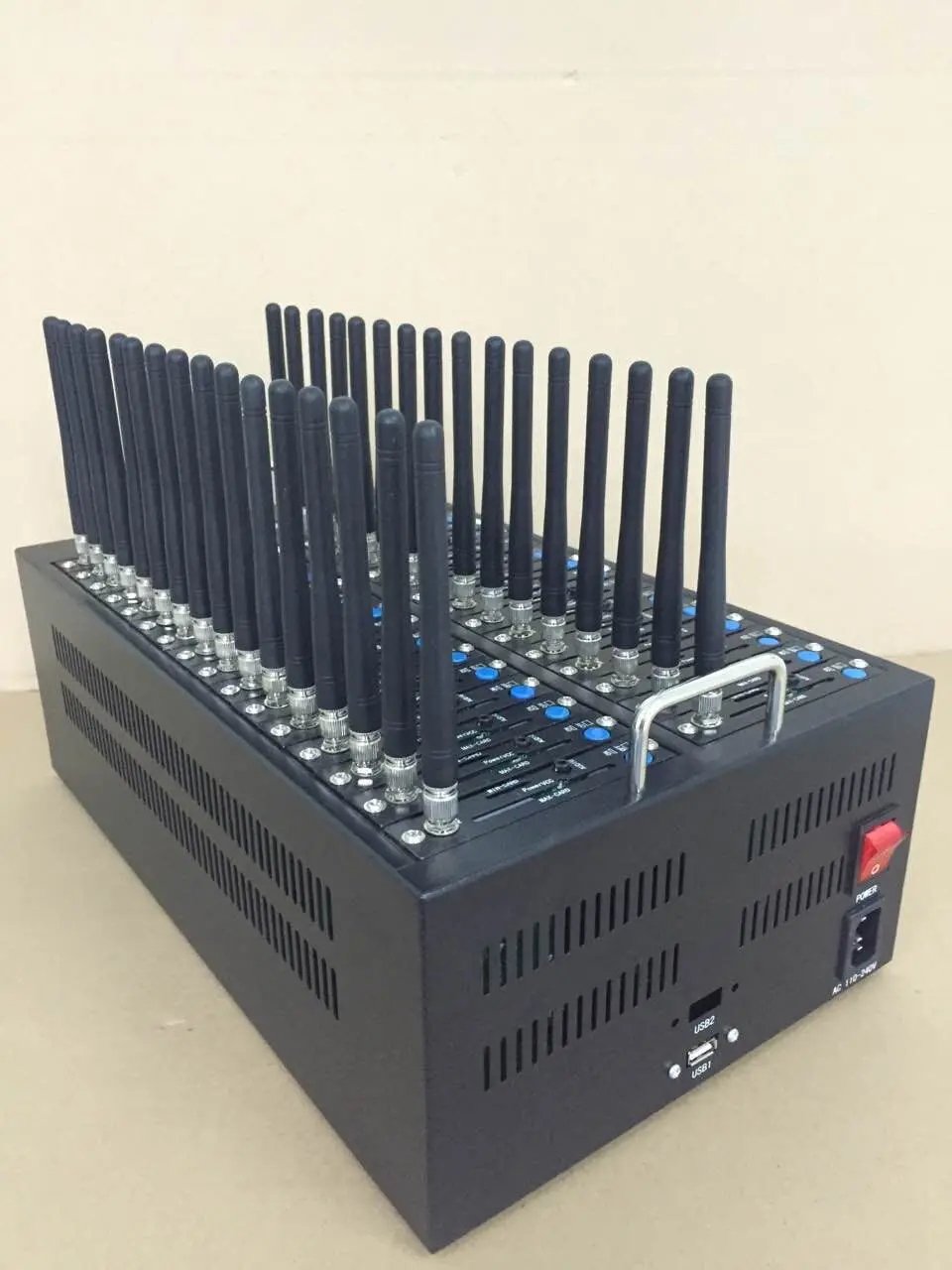 Промышленный GSM/GPRS 32-портовый gsm модем пул для массовой рассылки sms-машины IMEI