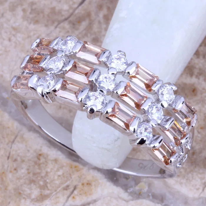 Очаровательное коричневое женское кольцо из морганита с белым фианитом и