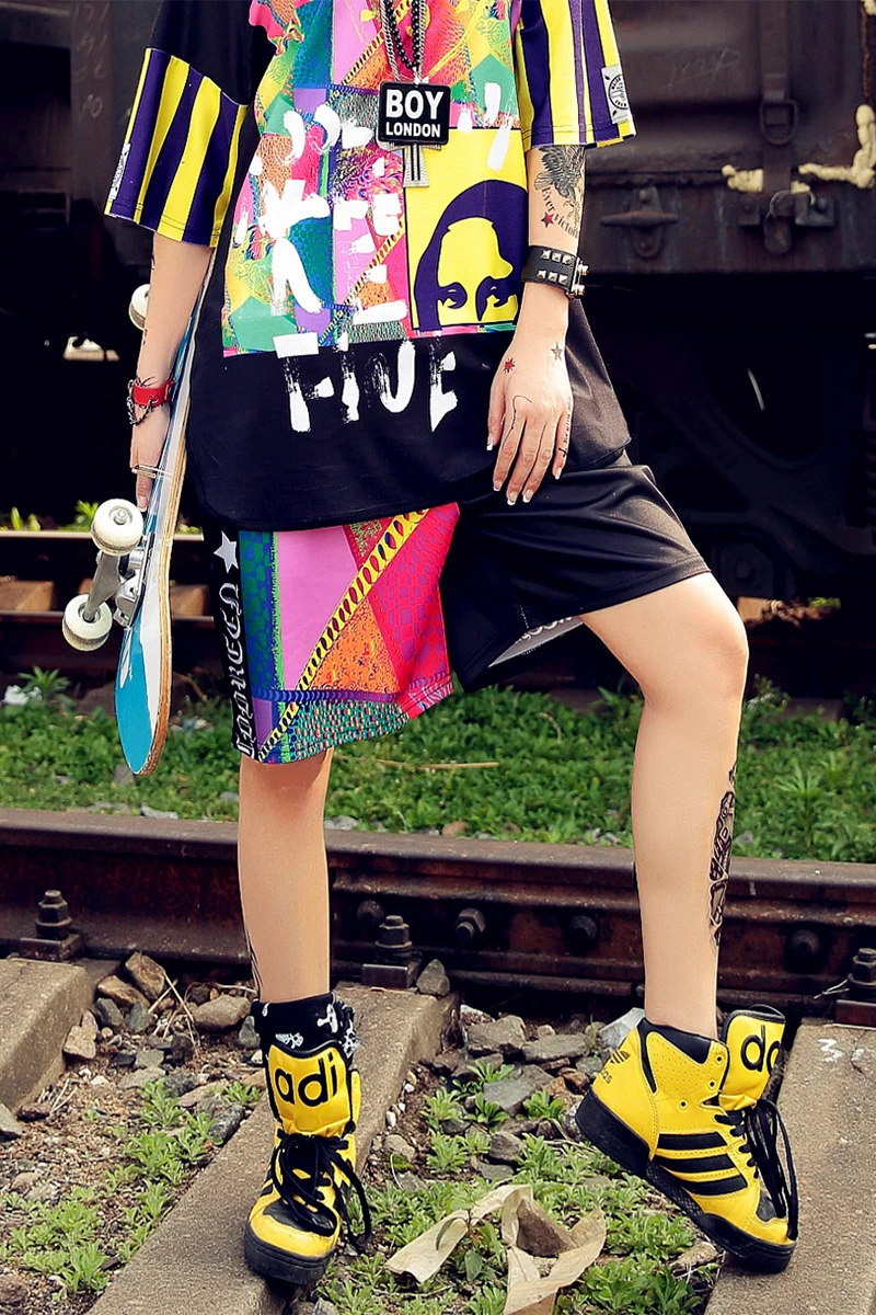 

2019 spring and summer women's loose shorts street skateboard punk dance tide pants rock color spray hand-painted graffiti pants