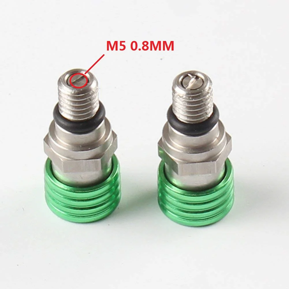2 шт. мотоцикл M5 0,8 мм вилка давление воздуха Bleeder клапаны для Honda Yamaha Suzuki Kawasaki RMZ 85 125 250 450 - Название цвета: Green